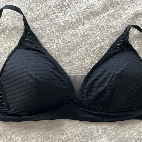 NWT Black V-Neck Mesh Striped Bra Adjustable Straps Size S - Picture 4 of 5